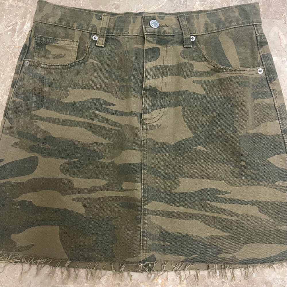 Lucky Brand Old Favorite Mini Camo Skort